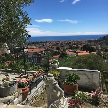 Feriehus Il Poggio Del Castello La Casa Dei Gio - Greta *